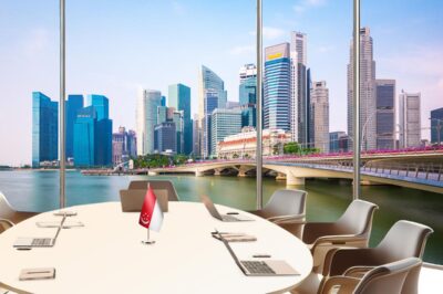 Company incorporation in Singapore. How to, types of incorporation, advantages, disadvantages and taxes